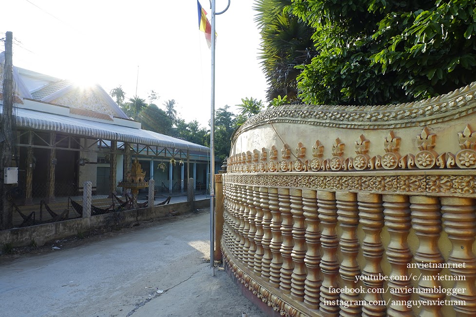 Du lịch tâm linh Trà Vinh: ghé chùa Majjhimarama (chùa Cành Đa)