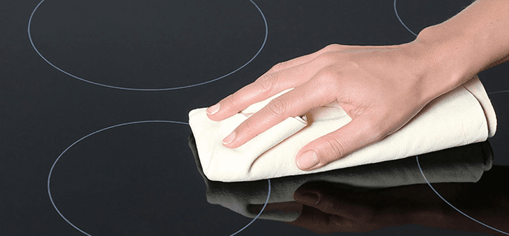 Ưu điểm dễ lau chùi vệ sinh của bếp từ đôi