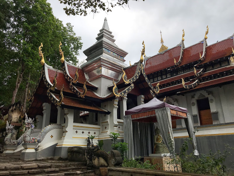 Wat Analayo Tiphayaram Temple phayao