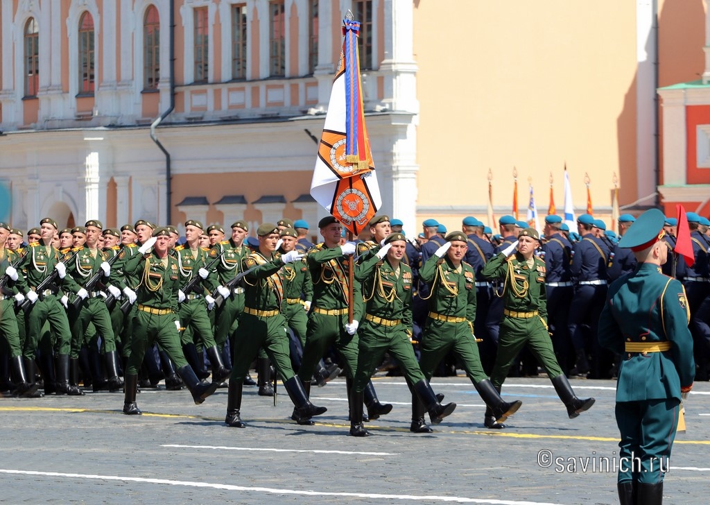 Парад войск в москве. Военный Академия МТО Москва. Парад в Москве Академия МТО. Виит МТО. ВАМТО Петергоф.