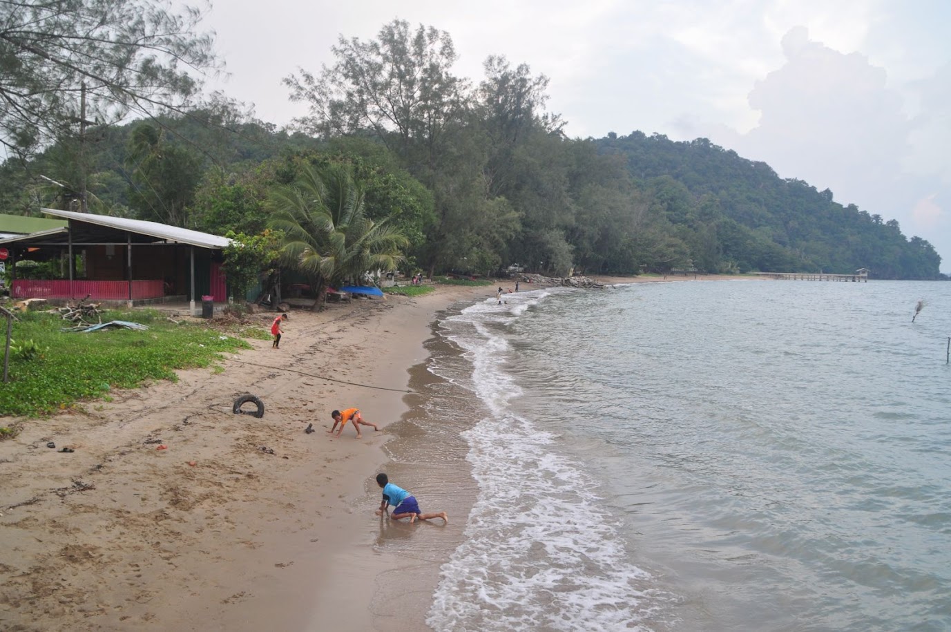 Langu Beach
Satun Province
Thailand
Children playing on the sand