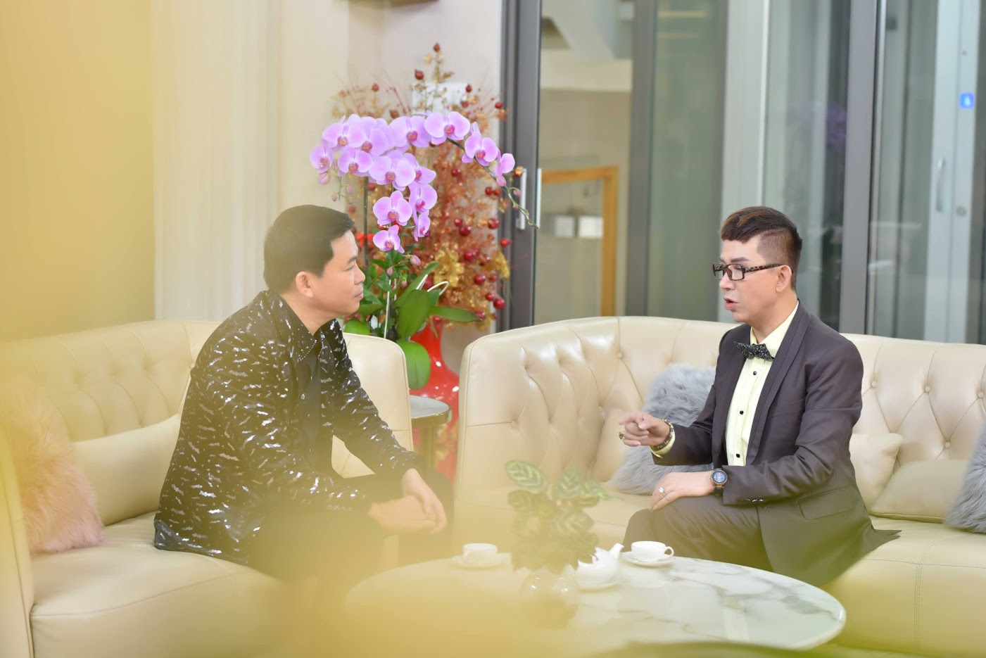 NGHỆ SĨ MICHAEL LANG LÀ KHÁCH MỜI TRONG CHƯƠNG TRÌNH DUYÊN PHẬN CỦA VTV9