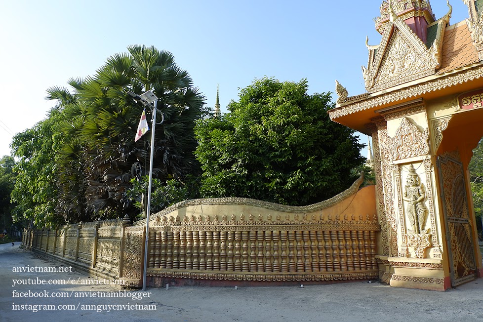 Du lịch tâm linh Trà Vinh: ghé chùa Majjhimarama (chùa Cành Đa)