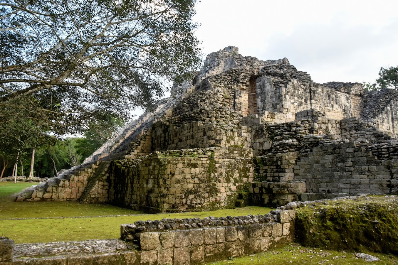 ruinas de Becán