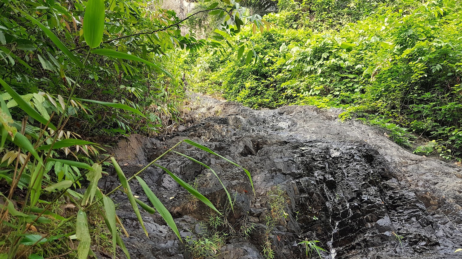 Chum Saeng Waterfall
Thailand