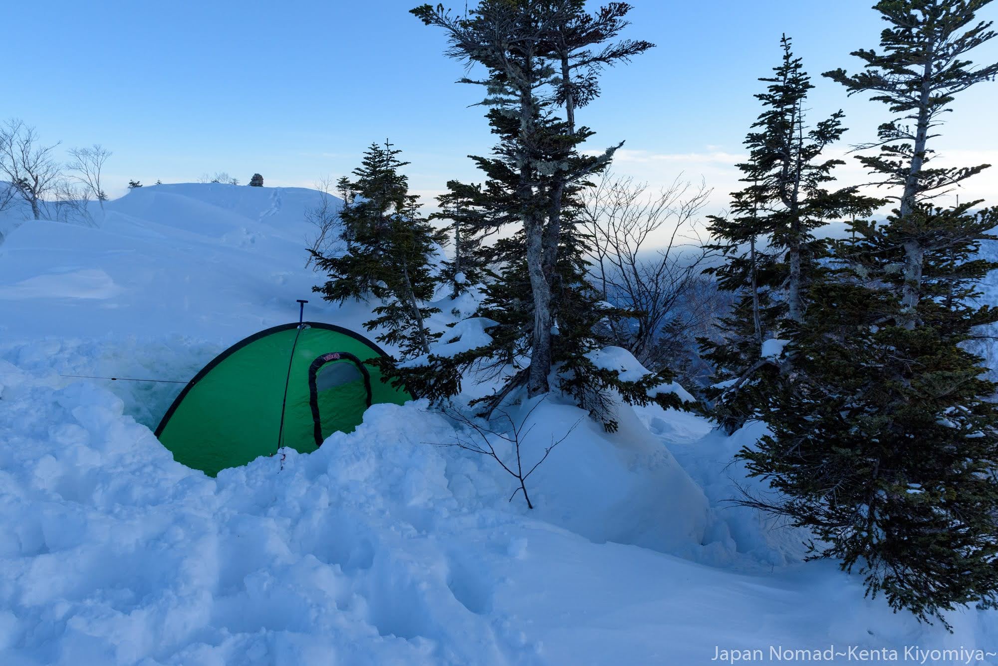 雪山テント泊で効果絶大 貼るホッカイロ と 象足 で末端 足先 の冷えを予防する Japan Nomad 旅と山と写真のブログ