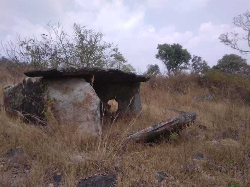 ನಿರ್ಲಕ್ಷ್ಯಕ್ಕೆ ಒಳಗಾದ ಸೂಳಿಮಳ್ತೆಯ ಶಿಲಾಗೋರಿಗಳು