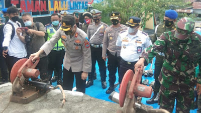 Mengganggu Warga, Polres Bitung Musnahkan Ratusan Knalpot Bising