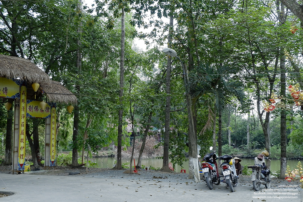 Tổ Đình Tôn Thạnh (chùa Tôn Thạnh) ở huyện Cần Giuộc, tỉnh Long An