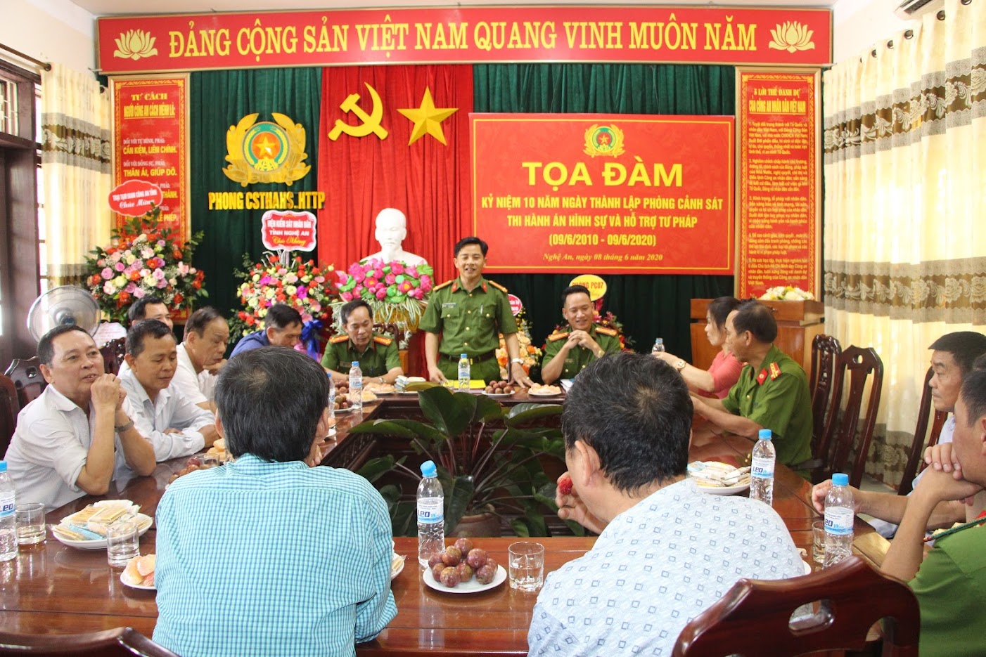 Toàn cảnh buổi tọa đàm