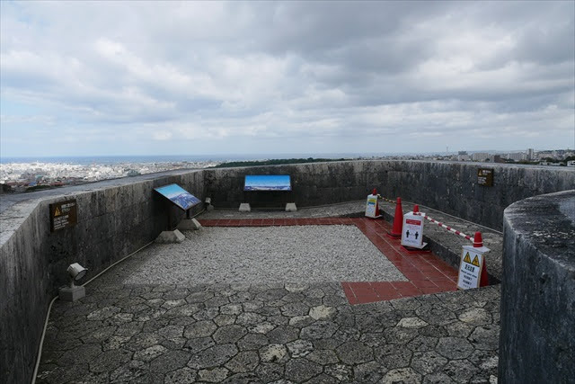 首里城