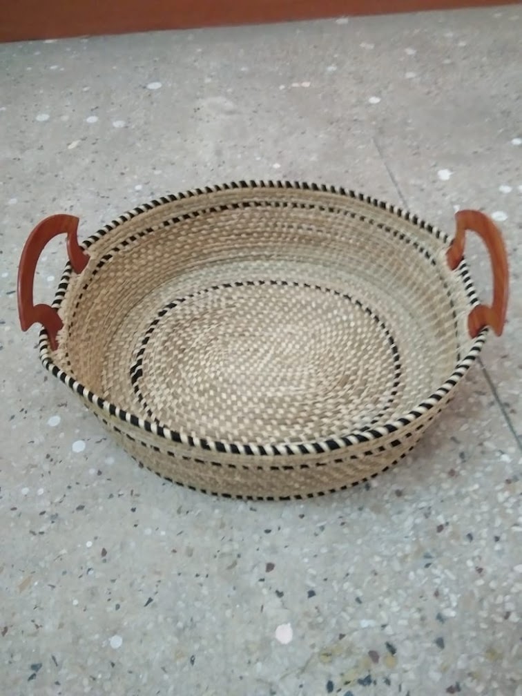 Handmade Sabai Grass Tray for Serving and Kitchen Use