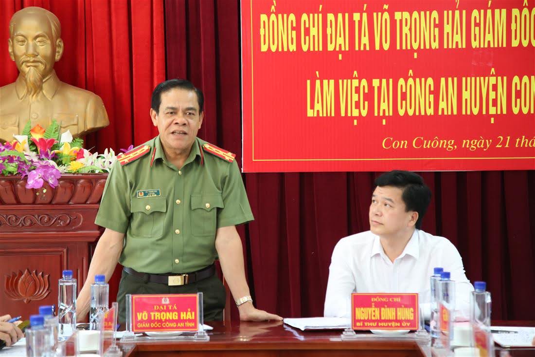 Đồng chí Đại tá Võ Trọng Hải, Uỷ viên Ban Thường vụ Tỉnh uỷ, Bí thư Đảng uỷ, Giám đốc Công an tỉnh phát biểu tại buổi làm việc.