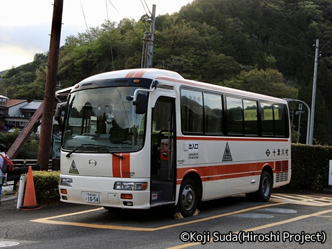 奈良交通「八木新宮線ツアー」　・938　十津川温泉バスセンター_04　日野リエッセ