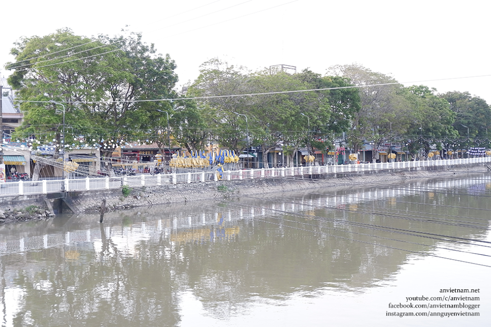 Sớm mai thanh vắng ở thành phố Long Xuyên