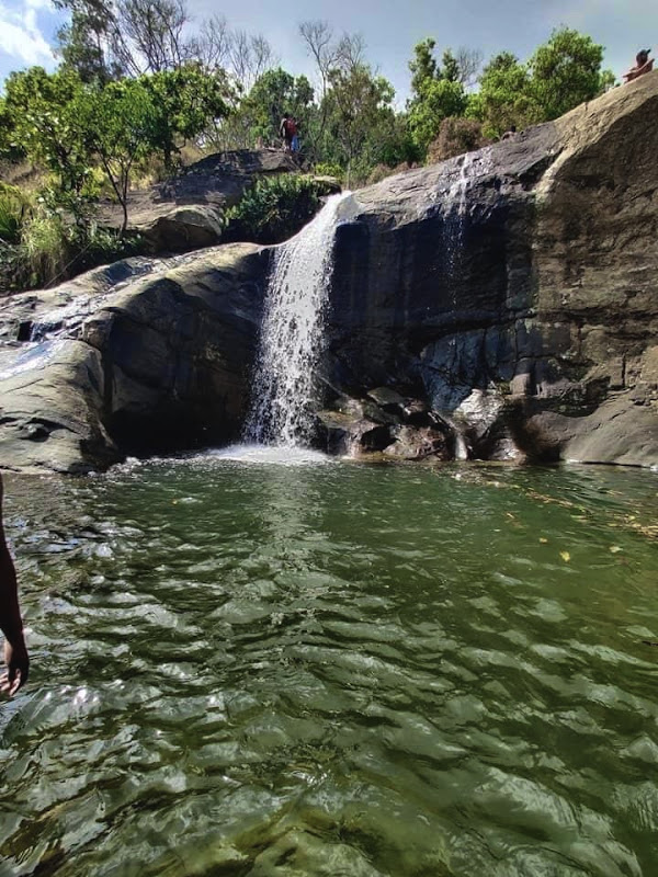 Diyaluma Waterfall In Sri Lanka: Second Tallest Waterfall