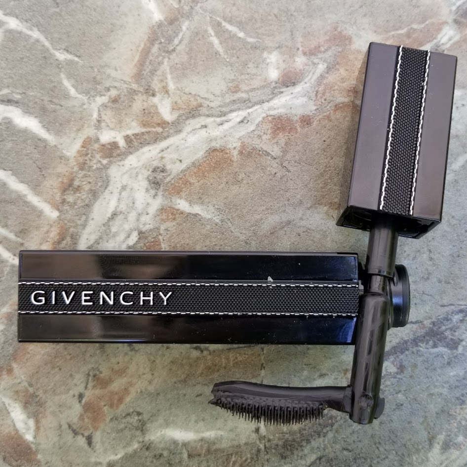 Givenchy Noir Interdit Mascara