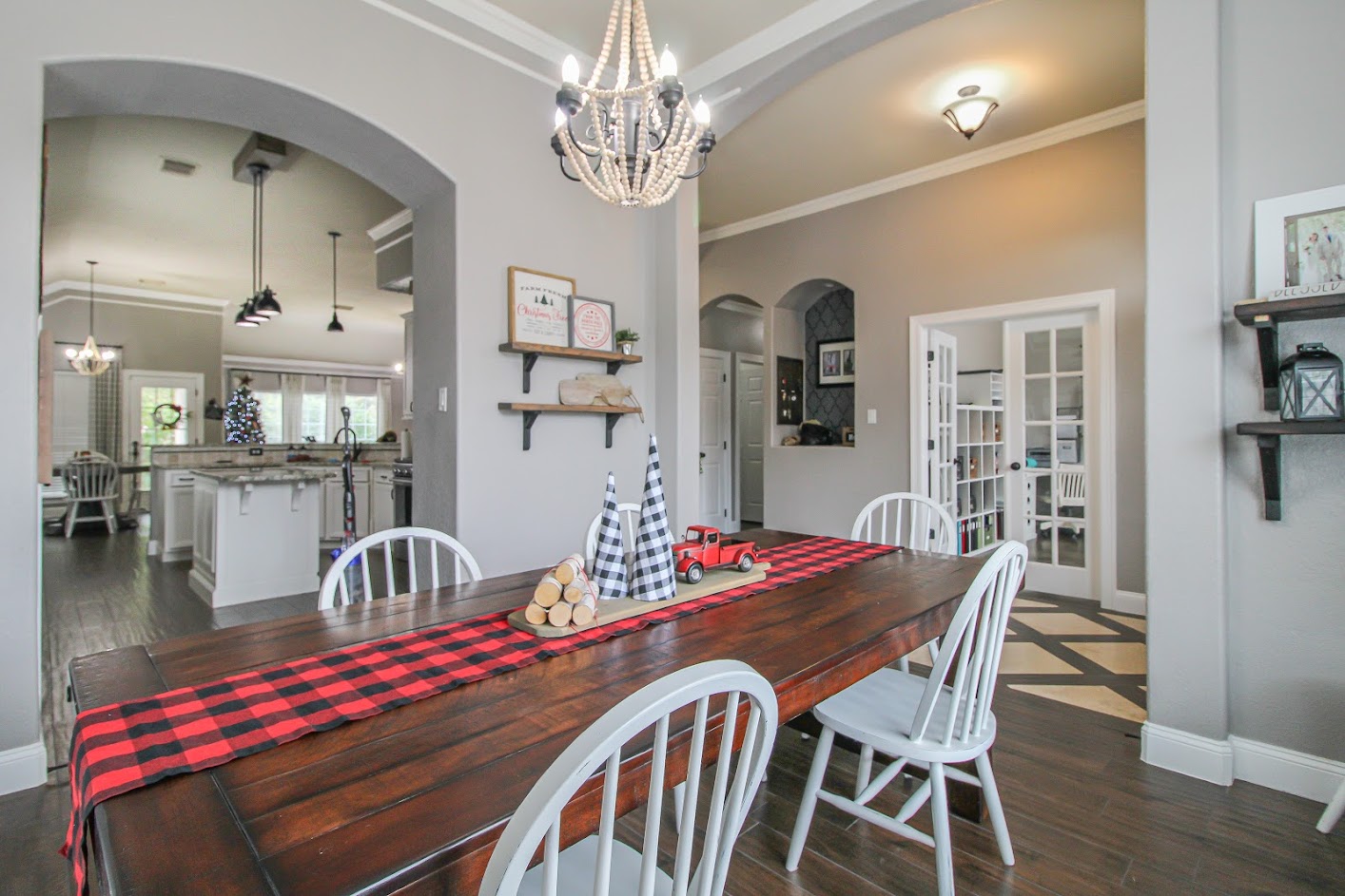 christmas dining room