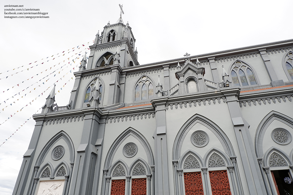 Độc đáo và huyền ảo kiến trúc của giáo xứ Nhân Cơ ở Đắk Nông