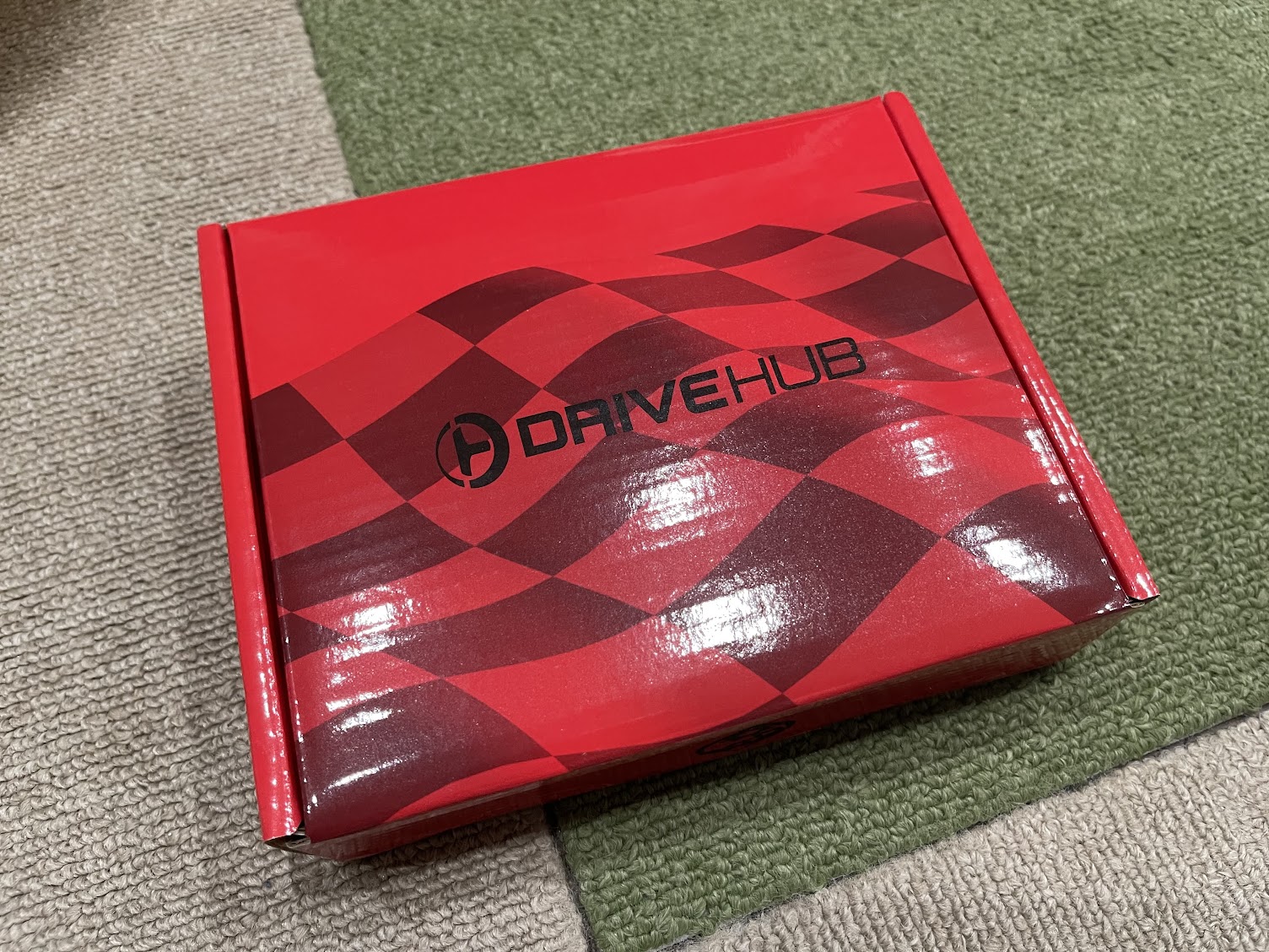 DriveHubが届いた