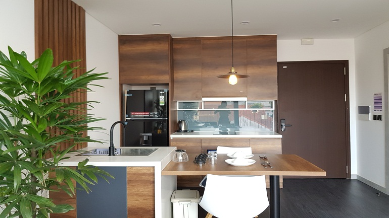High – end one bedroom apartment with balcony in To Ngoc Van street, Tay Ho district for rent