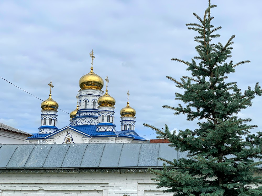 Несколько мест в пределах 100 км от Чебоксар.