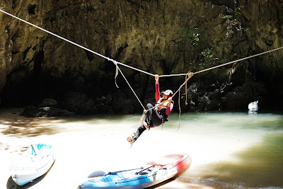 Have fun with rope swinging