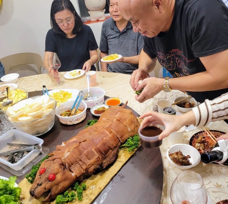 環保阿嬤女兒唐玉書今天***是10月9日50歲生日，約一些好