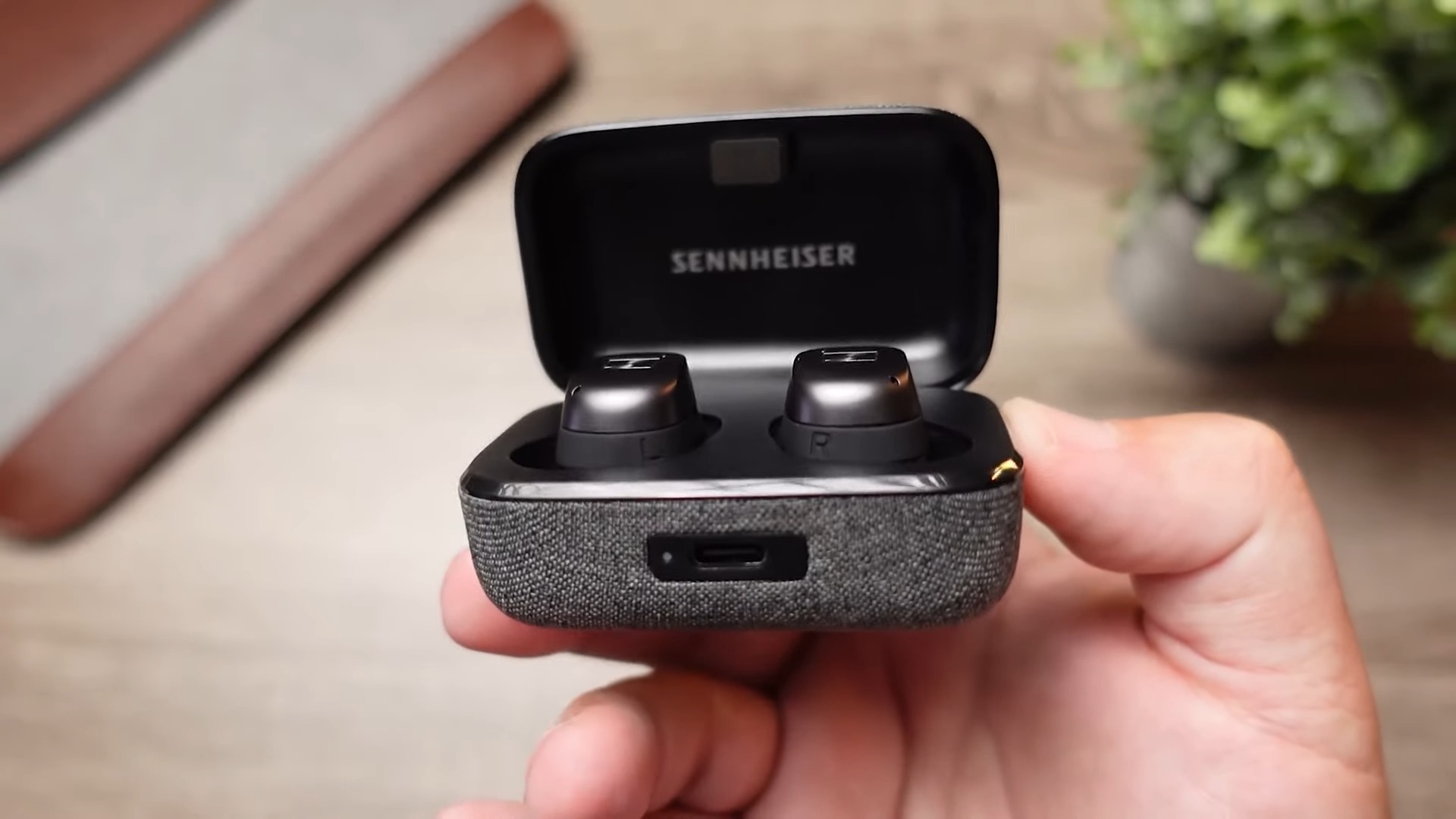 Amazon Prime Day Deals: Best Earbud Bargains for Audiophiles in 2023 - 2. Sennheiser Momentum 3 - $141 (Originally $279)