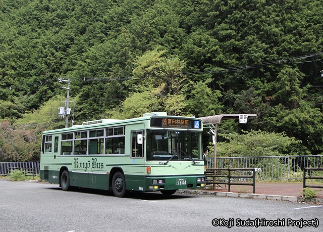 金剛自動車「千早線」　1604　千早ロープウェイ前にて_02