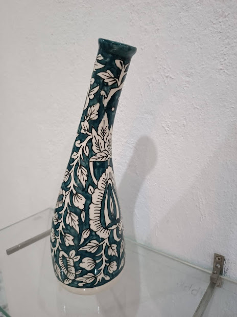 Ceramic Flower Vase for Home Decor (Product No.35)