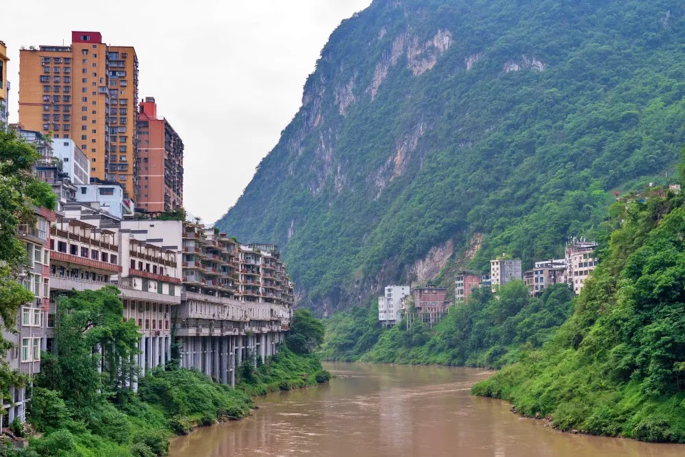 Yanjin, a cidade mais estreita do mundo