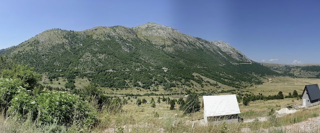 Bergweld auf dem Weg zum Boračko-See