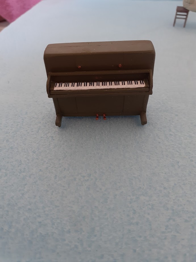 Le piano au front - Résine 1/35 ADCreHd70MHvWY03CqBPKiA-MxvI_-HXv2EjjahzFgORs-lWjEu0Gjea7tMDBTEnK7_ipeSR7vK9JeuGu7_Nbw9tJPjssJvSb5i2oQDEnf9xv0rc2dTlSOyltK_0Ft4Z0AyNS8McKDObhz6xr3oimNRYajIntQ=w690-h921-s-no?authuser=0