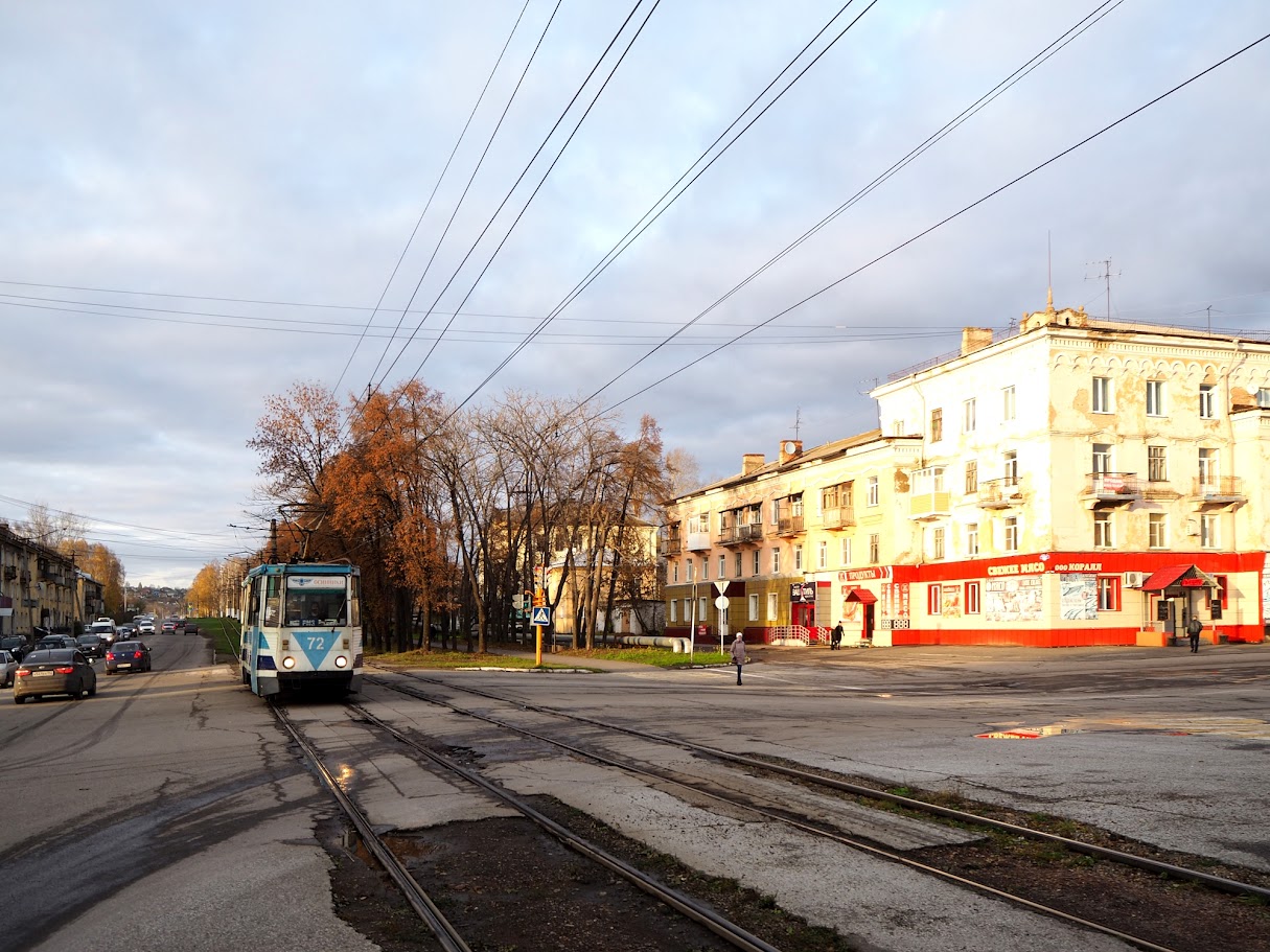 Straßenbahn Ossinniki, Wagen 72