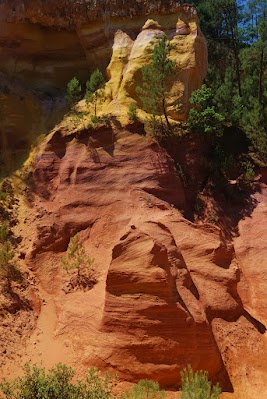 Ocker-Felsen in Roussillon