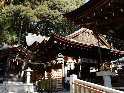 日牟禮八幡宮