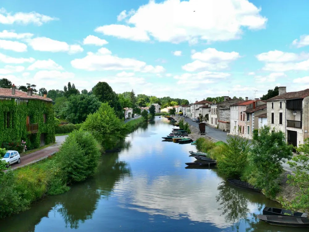 Marais Poitevin: A Veneza verde da França