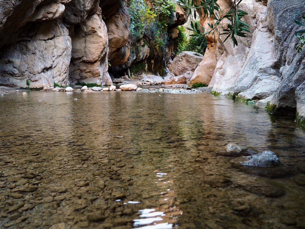 Agua cristalina en Las Canales