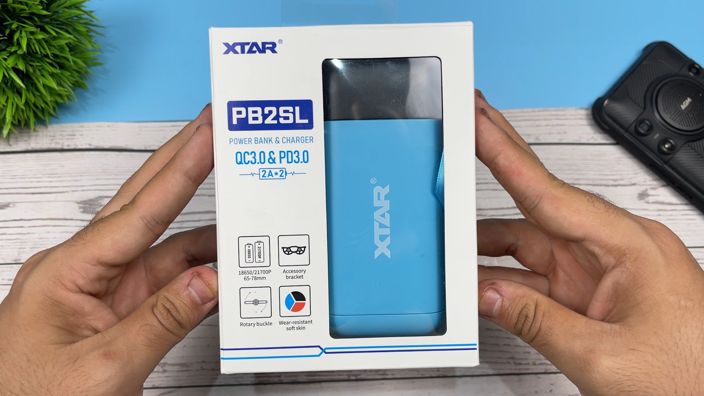 XTAR PB2SL Review: A Versatile and High-Performance Portable Charger