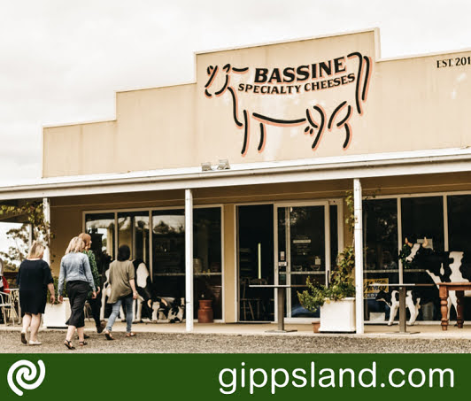 Discover Trulli Pantry's local and imported treats. Enjoy Bassine's cow-inspired cheeses. Savour artful seafood at SARDINE. Indulge in wine and tapas at Brandy Creek Estate