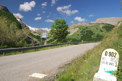 Anstieg zum Col de Vars.