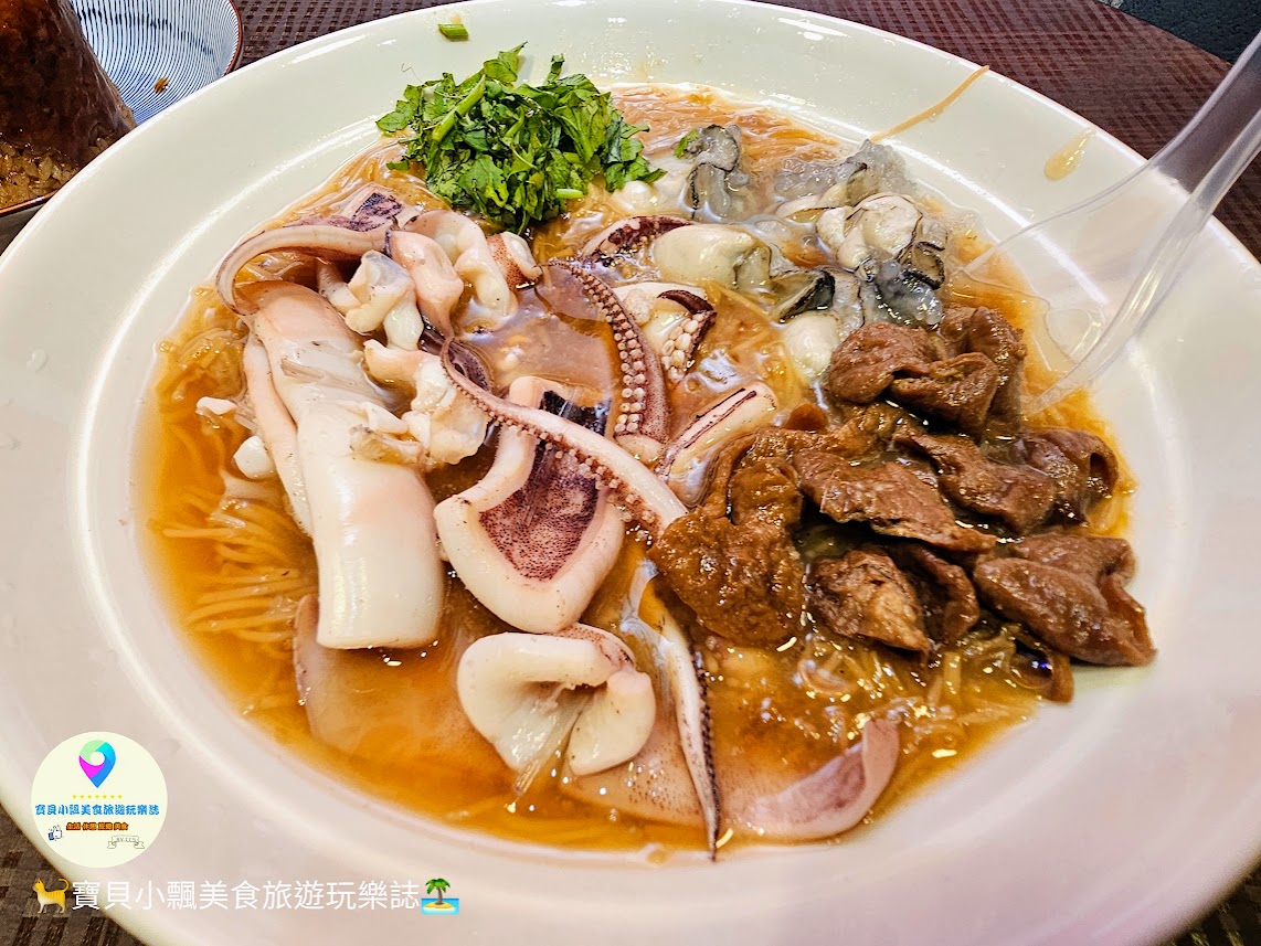 [食]台北 士林夜市 滿滿海鮮 魷魚 小卷 大腸 鮮蚵 鮮脆