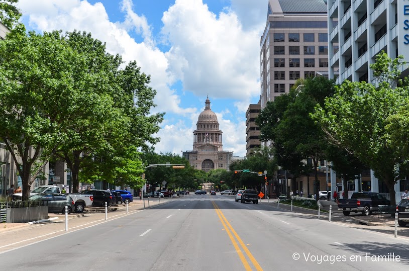 Austin - Congress Av