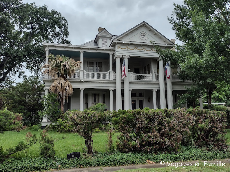 Victoria Historic houses