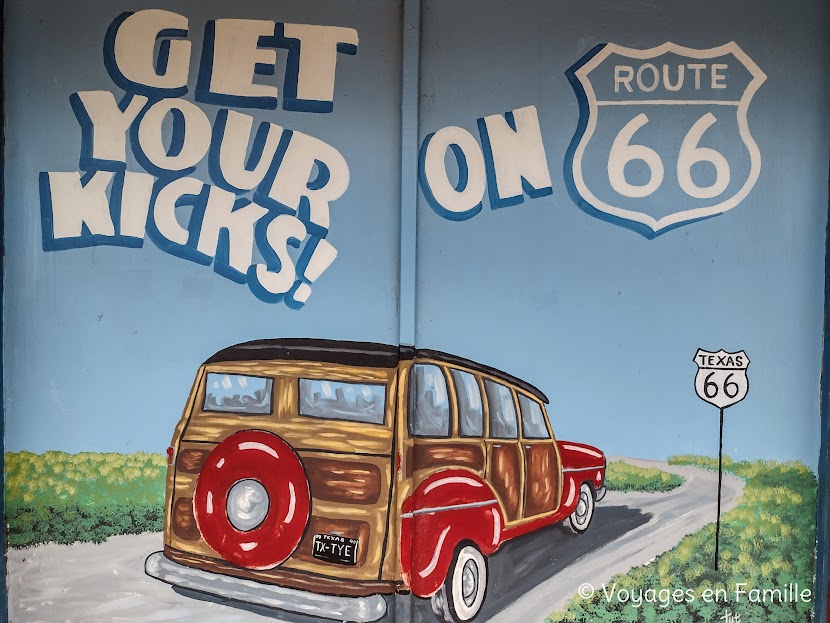 Route 66 - Shamrock murals