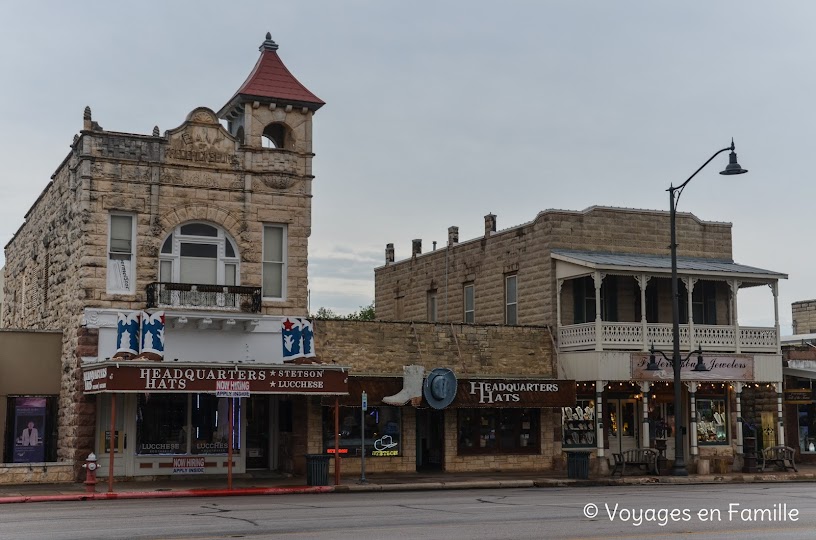 Fredericksburg : Historic Downtown 