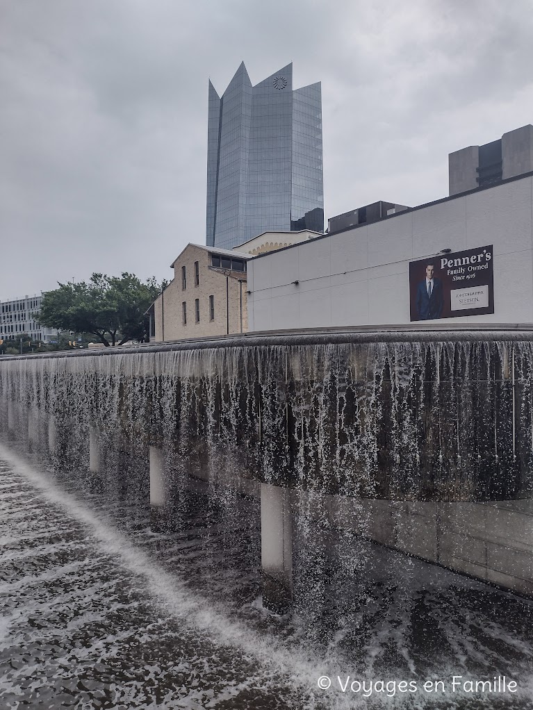 San Antonio, the Stream