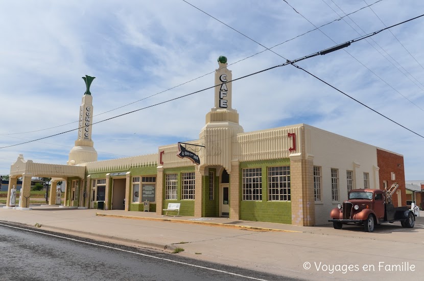 Route 66 - Shamrock Tower Station