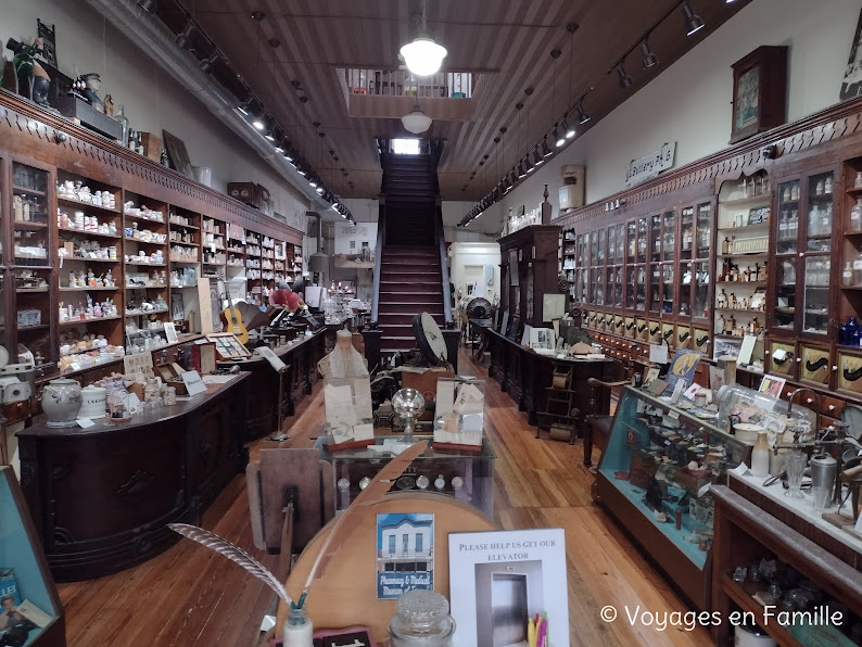 Cuero pharmacy Museum